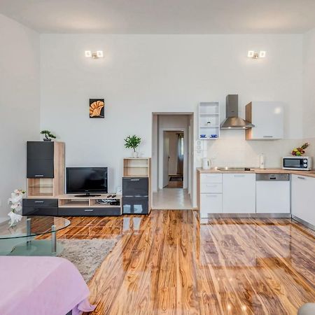 Apartment Ana สปลิท ภายนอก รูปภาพ